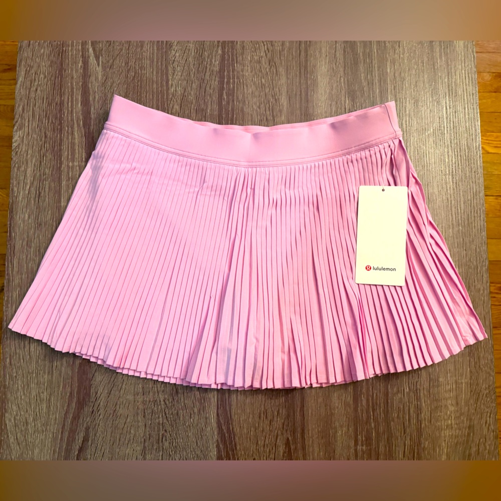 Lululemon high rise pleated tennis skirt, Vita Pink, size 8